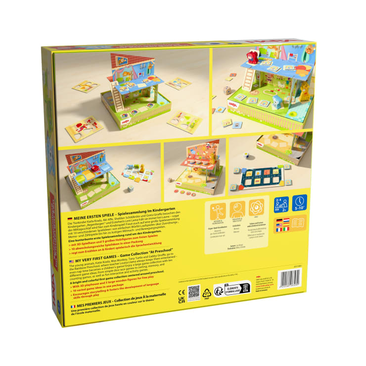 Rückseite einer Brettspielschachtel mit Fotos des Spielaufbaus, der Spielsteine und des Bretts. Die Schachtel enthält Text in vier Sprachen, der den Spielinhalt und die Spielanleitung beschreibt. Am unteren Rand sind verschiedene Symbole und Beschriftungen angebracht.