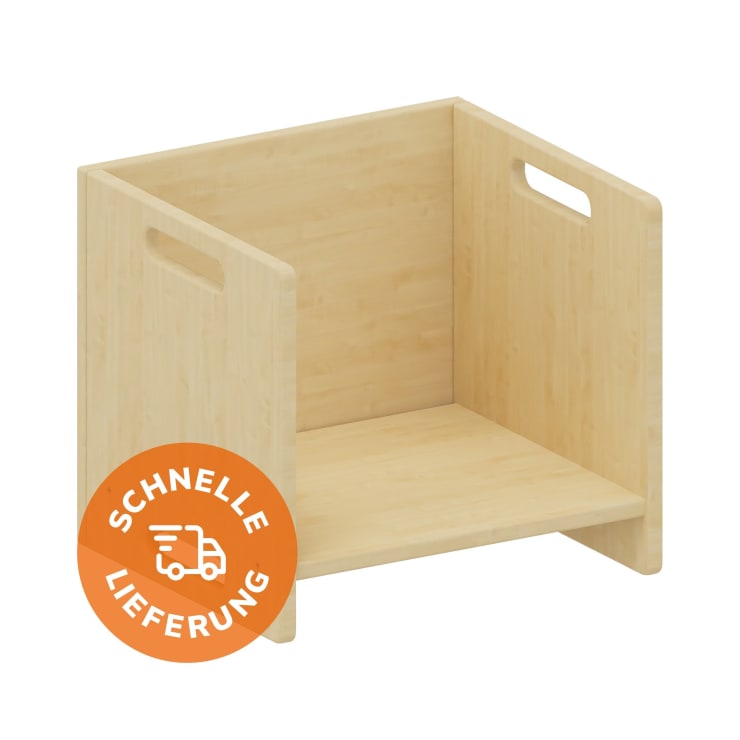 Ein Würfelstuhl aus hellem Holz mit ausgeschnittenen Griffen an den Seiten. In der unteren linken Ecke befindet sich ein orangefarbenes, kreisförmiges Abzeichen mit einem Lkw-Symbol und der Aufschrift Schnelle Lieferung.