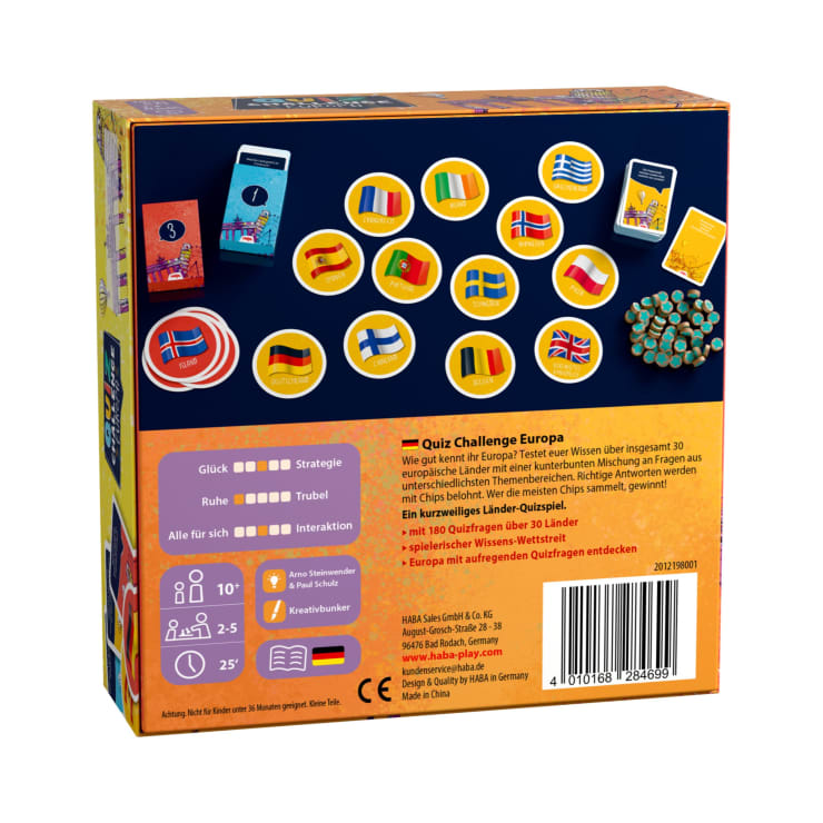 Die Rückseite einer Brettspielschachtel zeigt verschiedene Spielfiguren mit europäischen Flaggen, Karten und Spielsteinen. Ein Text in deutscher Sprache beschreibt das Spiel, und in der unteren rechten Ecke ist ein Strichcode zu sehen.
