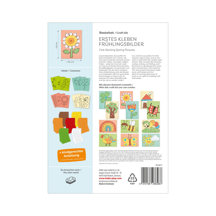 Die Abbildung zeigt die Rückseite einer Bastelpackung mit der Aufschrift Erste Klebebilder für den Frühling. Sie zeigt eine Anleitung, eine Inhaltsliste, Bastelbeispiele mit Frühlingsthemen und die im Set enthaltenen Materialien. Der Text ist auf Deutsch und Englisch.