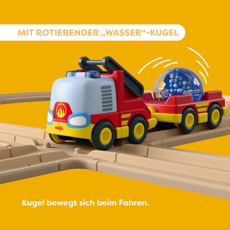 HABA Cars Feuerwehr-Spielset, mit 2 Autos, Hänger und Wasser-Kugel