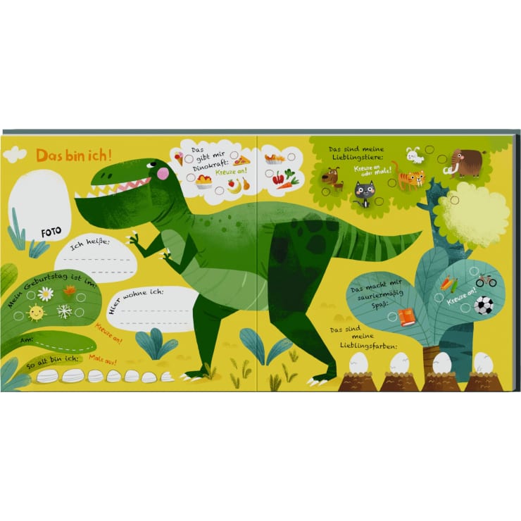 Eine farbenfroh illustrierte Seite mit einem grünen Dinosaurier und verschiedenen beschrifteten Feldern, die die Kinder ausfüllen können, z. B. Name, Geburtstag, Hobbys und Lieblingsessen. Cartoon-Tiere, Eier und Pflanzen schmücken den gelben Hintergrund.