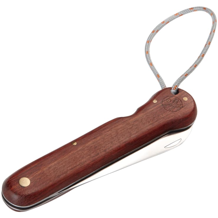 Geschlossenes, klappbares Taschenmesser mit Holzgriff, Messingnieten und einer an einem Ende angebrachten grauen Schlaufe für ein Schlüsselband. Die Klinge ist nicht sichtbar.