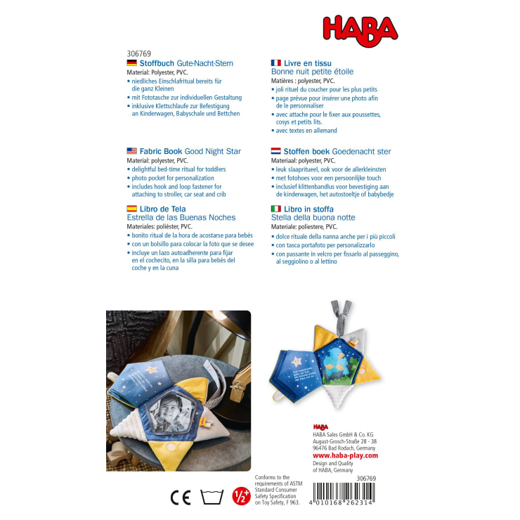 Rückseite einer HABA-Produktverpackung mit Beschreibungen in fünf Sprachen, Produktinformationen, Materialien (Polyester, PVC), Pflegehinweisen, Sicherheitshinweisen, Firmenangaben und Zertifizierungslogos. Es sind keine Menschen anwesend.