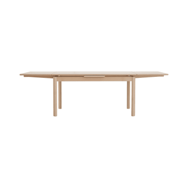 Ein rechteckiger Esstisch aus hellem Holz mit vier geraden Beinen und zwei ausziehbaren Platten an beiden Enden. Der Tisch hat ein einfaches, modernes Design und eine glatte Oberfläche.