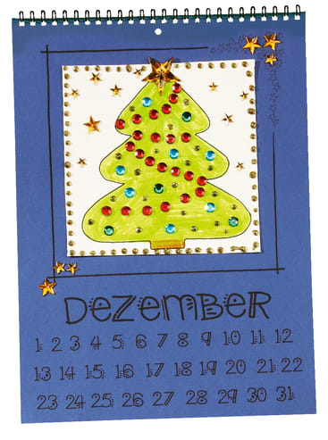 Ein Kalenderblatt für Dezember zeigt einen handgezeichneten Weihnachtsbaum, der mit bunten Ornamenten und goldenen Sternen geschmückt ist. Die Daten sind in fünf Reihen angeordnet, und "DEZEMBER" steht in großen, verspielten Buchstaben unterhalb des Baumes.