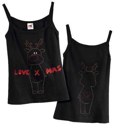 Zwei schwarze Tanktops mit dünnen Trägern sind abgebildet. Beide haben Rentierumrisse in farbigen Nieten; eines hat LOVE X MAS in Rot auf der Vorderseite, das andere ein rotes Herz auf dem Rücken des Rentiers.