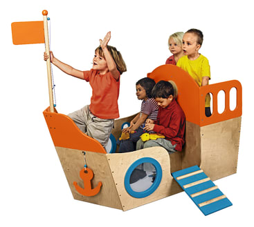 Spielboot aus Holz, 156x78x95cm