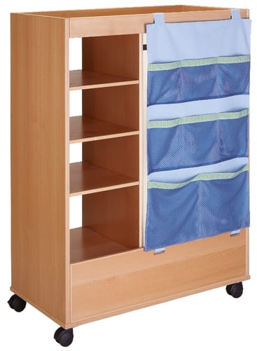 Rollenspiel-Garderobe in Buche