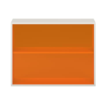 Ein rechteckiges Bücherregal mit weißer Außenseite, orangefarbener Rückwand und orangefarbenem Regalboden, von vorne gesehen. Das Regal unterteilt das Regal in zwei offene Fächer.