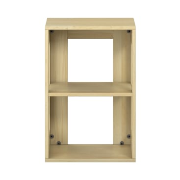 Ein kleines, rechteckiges Regal aus hellem Holz mit zwei offenen Fächern und einem einfachen Design, fotografiert vor einem weißen Hintergrund.