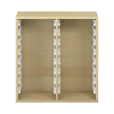 Heller Holzschrank mit zwei vertikalen Abschnitten, die an den Innenseiten jeweils mehrere weiße Kunststoffregalhalterungen enthalten, ohne Einlegeböden.