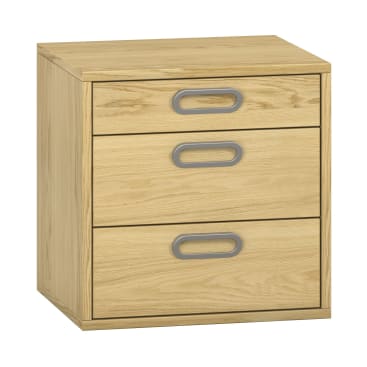 Eine Kommode aus hellem Holz mit drei Schubladen und einfachen grauen, ovalen Griffen an jeder Schublade, die vor einem schlichten weißen Hintergrund stehen. Die Kommode hat eine rechteckige Form und eine flache Oberseite.