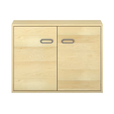 Ein Schrank aus hellem Holz mit zwei Türen, die jeweils mit einem ovalen Griffausschnitt versehen sind. Der Schrank hat ein einfaches, modernes Design und ist vor einem weißen Hintergrund fotografiert.