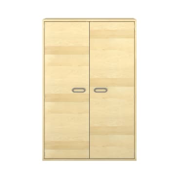 Ein heller Holzschrank mit zwei geschlossenen Türen und zwei ovalen Griffen, fotografiert vor einem schlichten weißen Hintergrund. Der Schrank hat ein einfaches, modernes Design ohne sichtbare Verzierungen.