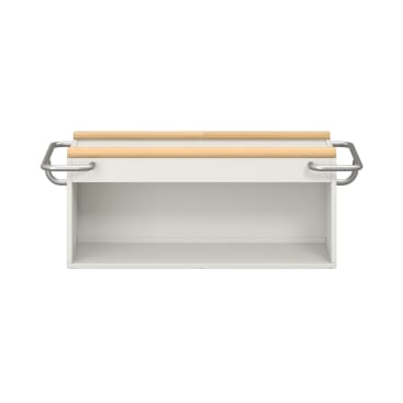 Eine weiße, rechteckige Aufbewahrungsbox mit offener Vorderseite, einer Deckplatte aus hellem Holz und silbernen Metallgriffen an beiden Seiten, von vorne gesehen vor einem schlichten weißen Hintergrund.