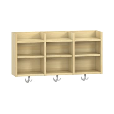 Ein hölzernes Wandregal mit drei offenen Fächern, die jeweils zwei Einlegeböden enthalten, und drei Metallhaken darunter. Das Holz hat eine helle Oberfläche. Der Hintergrund ist einfarbig weiß.