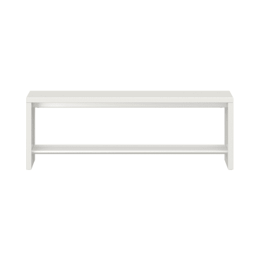 Eine weiße, rechteckige Bank mit einfachem, minimalistischem Design, geraden Beinen und einer Stützstange unter der Sitzfläche. Der Hintergrund ist einfarbig weiß.