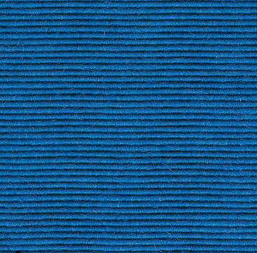 Nahaufnahme einer blauen, strukturierten Oberfläche mit gleichmäßig verteilten, horizontalen Rillen. Das Material scheint gewebt oder faserig zu sein, wodurch ein sich wiederholendes Streifenmuster auf dem Bild entsteht.