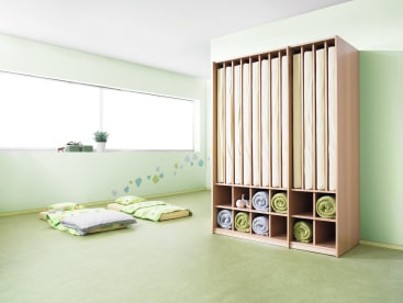 Liegepolster-/Deckenschrank für Wolldecken, H 196,8 x B 96,6 x T 62 cm