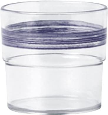Ein Becher aus klarem Glas mit einem dicken horizontalen blauen Streifen in der Mitte, der sich auf einem schlichten weißen Hintergrund abzeichnet.