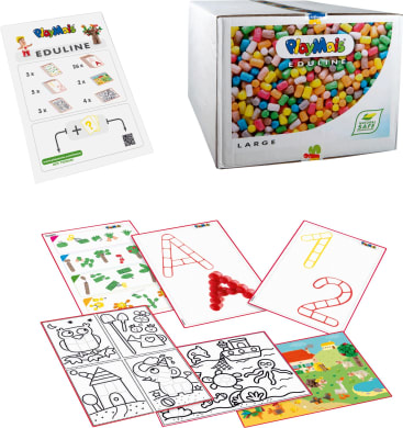 Die Abbildung zeigt ein PlayMais Eduline Large-Set mit einer Schachtel mit bunten PlayMais-Teilen, einer Anleitung, Aktivitätsblättern und Schablonen mit Buchstaben, Zahlen, Tieren und Szenen zum kreativen Bauen und Ausmalen.
