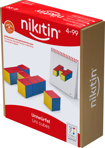 Eine Schachtel mit Nikitin Uni Cubes, einem Lernspielzeug für Kinder von 4 bis 99 Jahren. Die Vorderseite zeigt farbige Würfel in Blau, Rot und Gelb und eine Beispielkarte, die ein mit den Würfeln gebautes Muster zeigt.