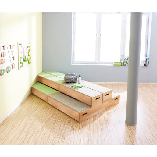 WEHRFRITZ Eck-Stufenpodest-Set „Sitzinsel, 4-teilig | ab 3+ Jahre | Podeste, Podestkombinationen, Bühnen und Zubehör | Für Krippe & Kindergarten, 